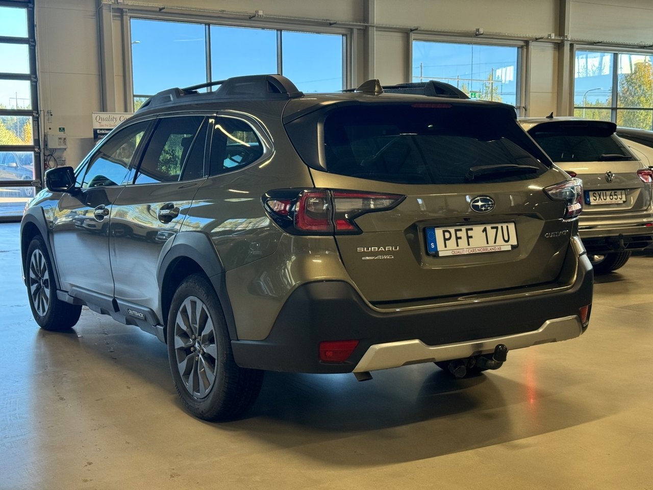 Subaru Outback 2.5 4WD XFuel LÄDER 2023, bild 4/10