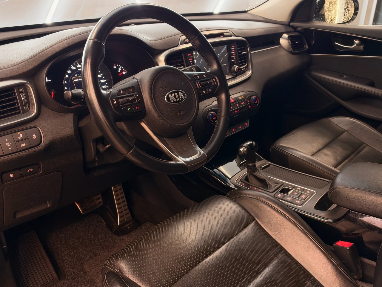 Kia Sorento 2.2 CRDi AWD 2017, bild 6/10