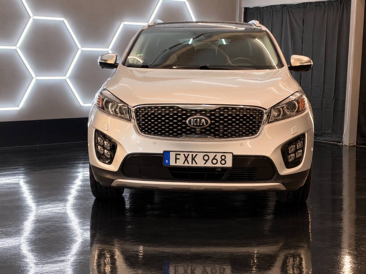 Kia Sorento 2.2 CRDi AWD 2017, bild 2/10