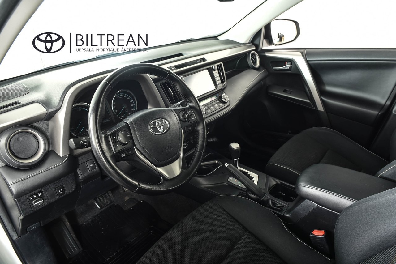 Toyota RAV4 2016, bild 6/10