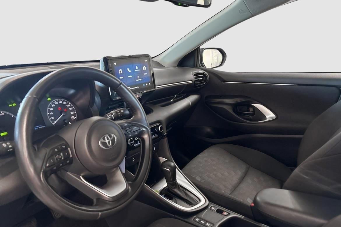 Toyota Yaris 2025, kuva 7/10