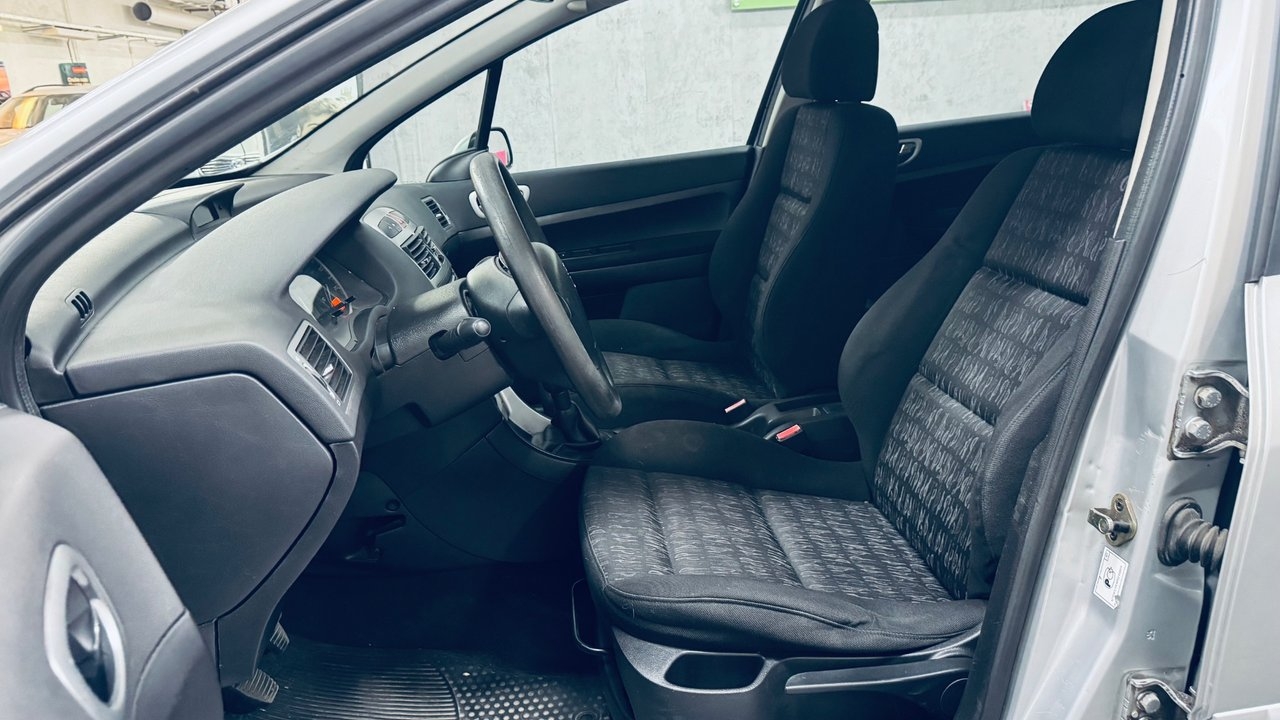 Peugeot 307 5-dörrar 1.6 XS Euro 3 2003, kuva 7/10