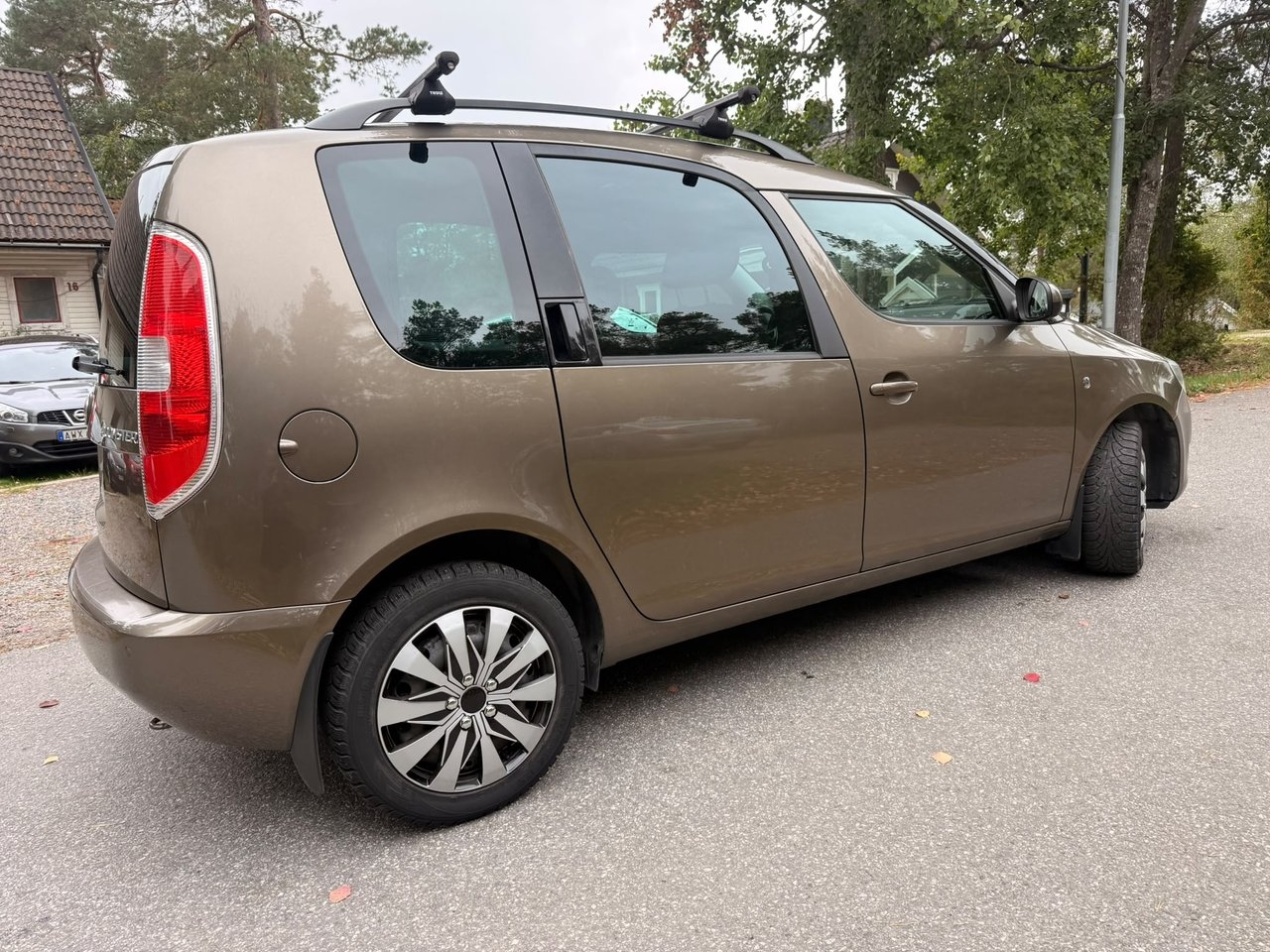 Skoda Roomster 2015, bild 5/10