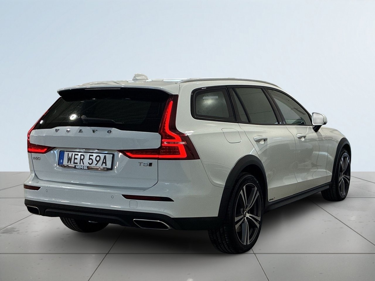 Volvo V60 Cross Country 2020, bild 6/20