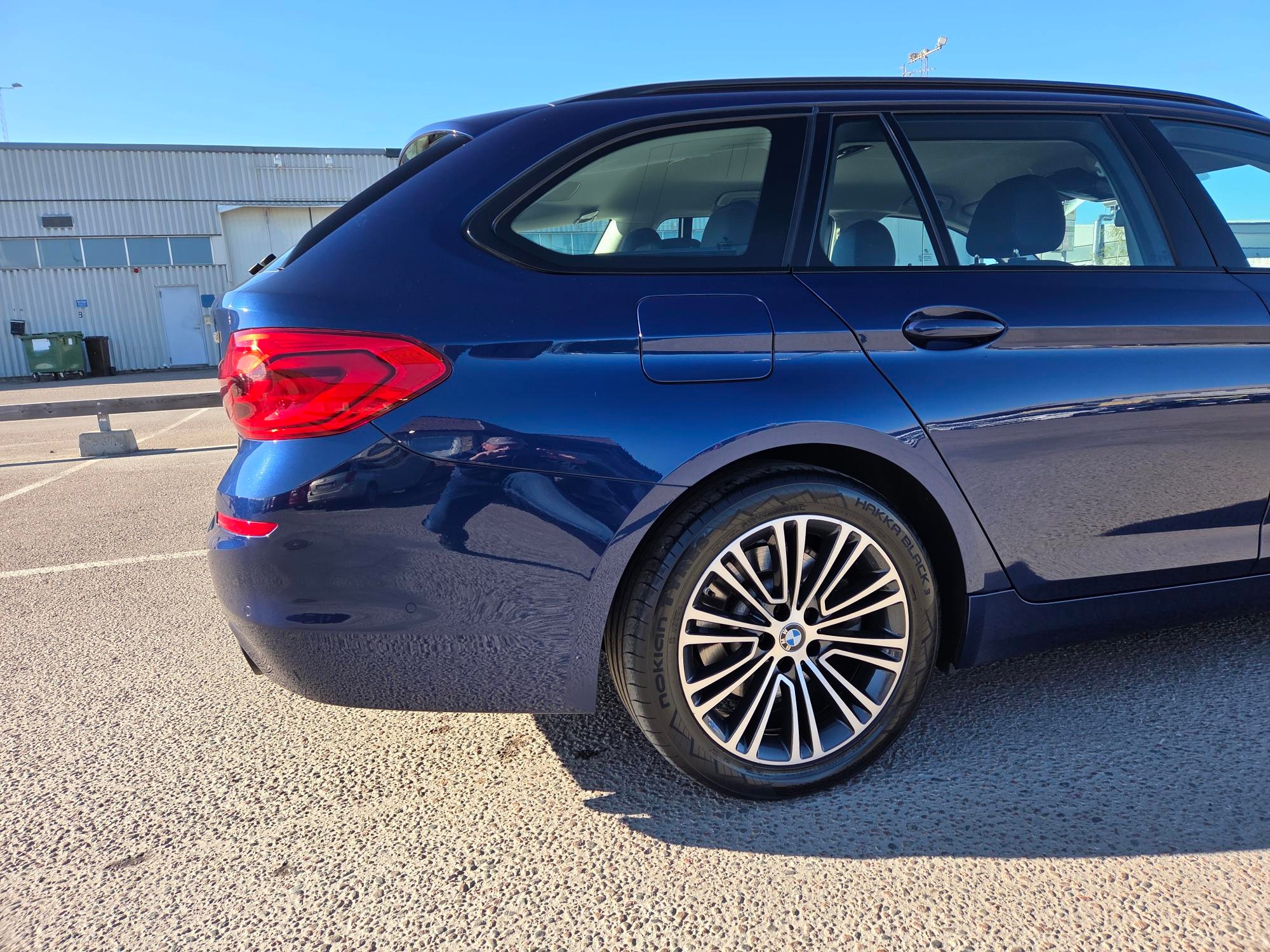 BMW 520 d xDrive Touring Steptronic 2020, bild 3/5