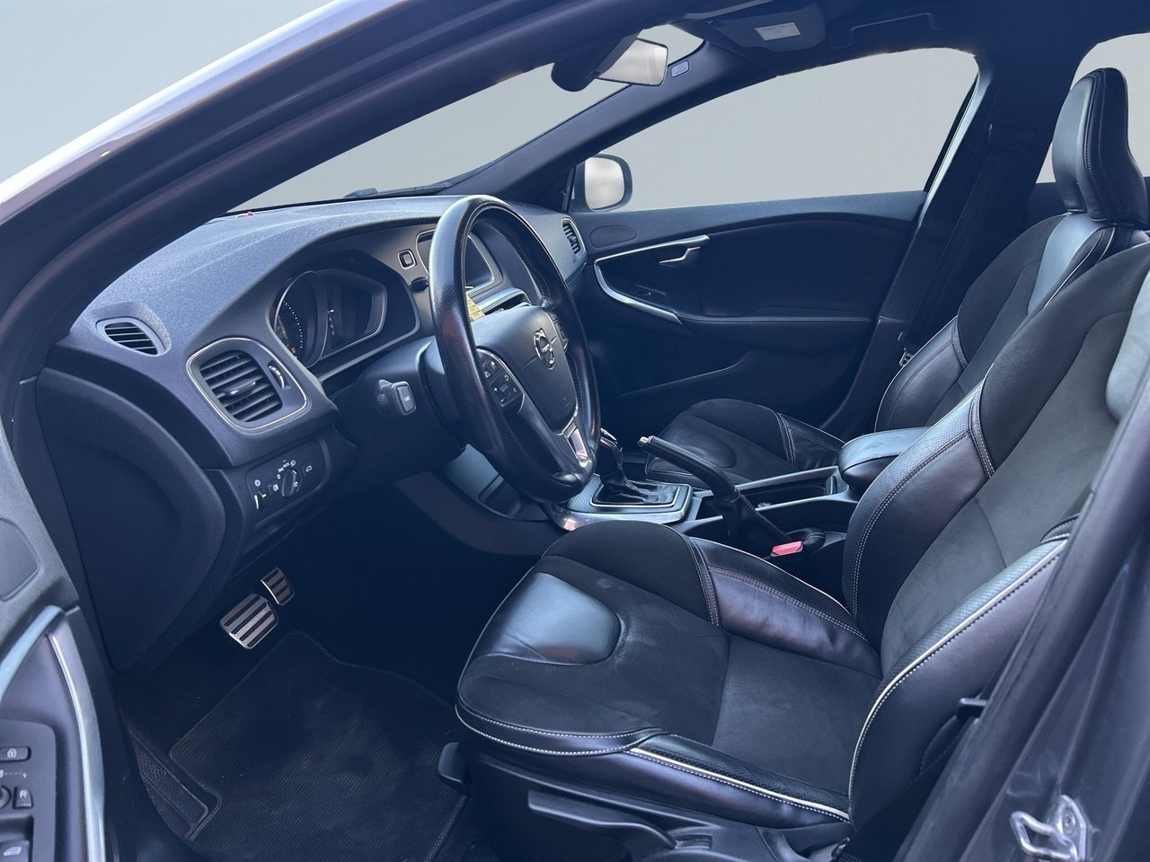 Volvo V40 R-Design Drag/SoV-Däck 2018, bild 7/10