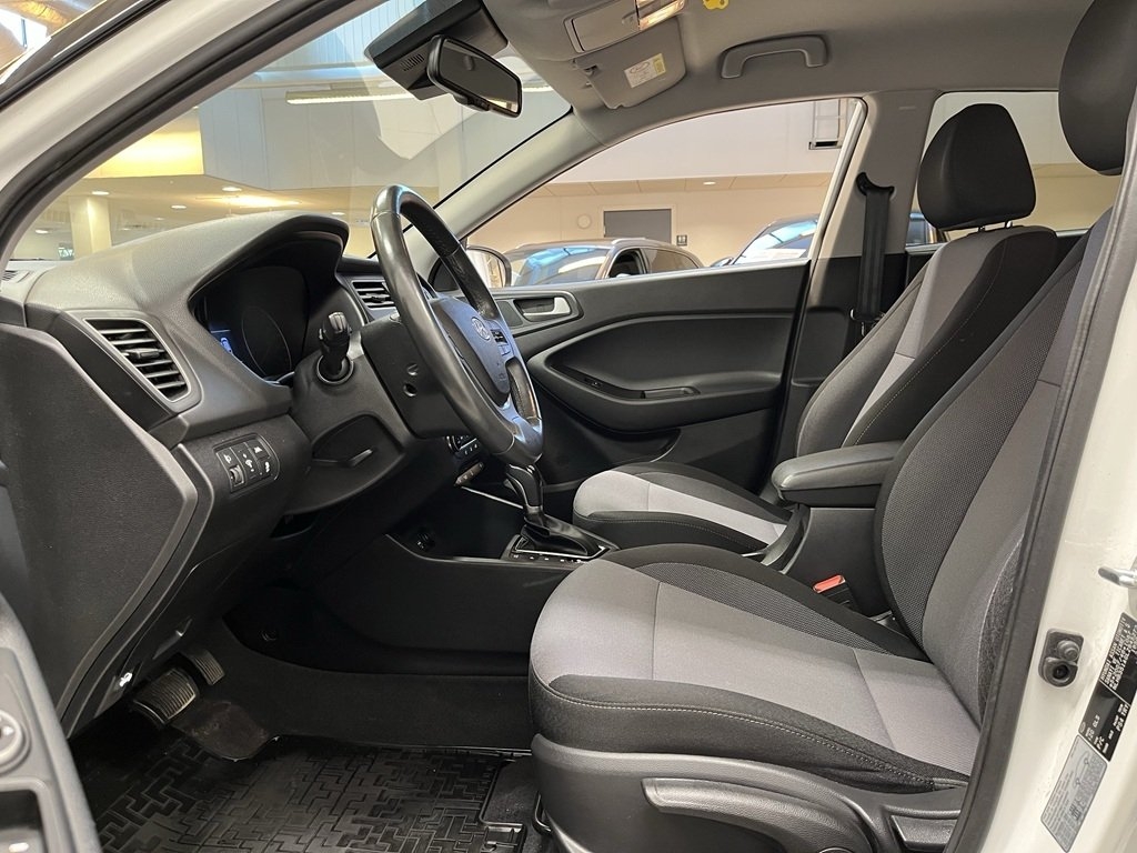 Hyundai i20 1.0 T-GDI 100hk Drag 2020, kuva 6/10