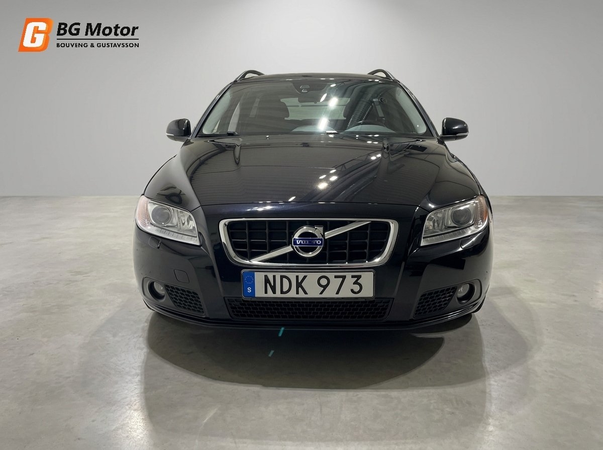 Volvo V70 2013, photo 4/10