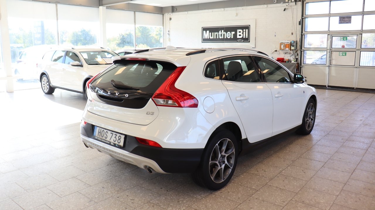 Volvo V40 Cross Country 2015, bild 5/10