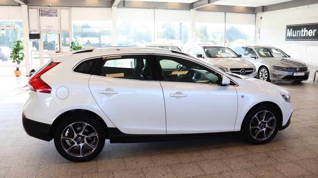 Volvo V40 Cross Country 2015, bild 6/10