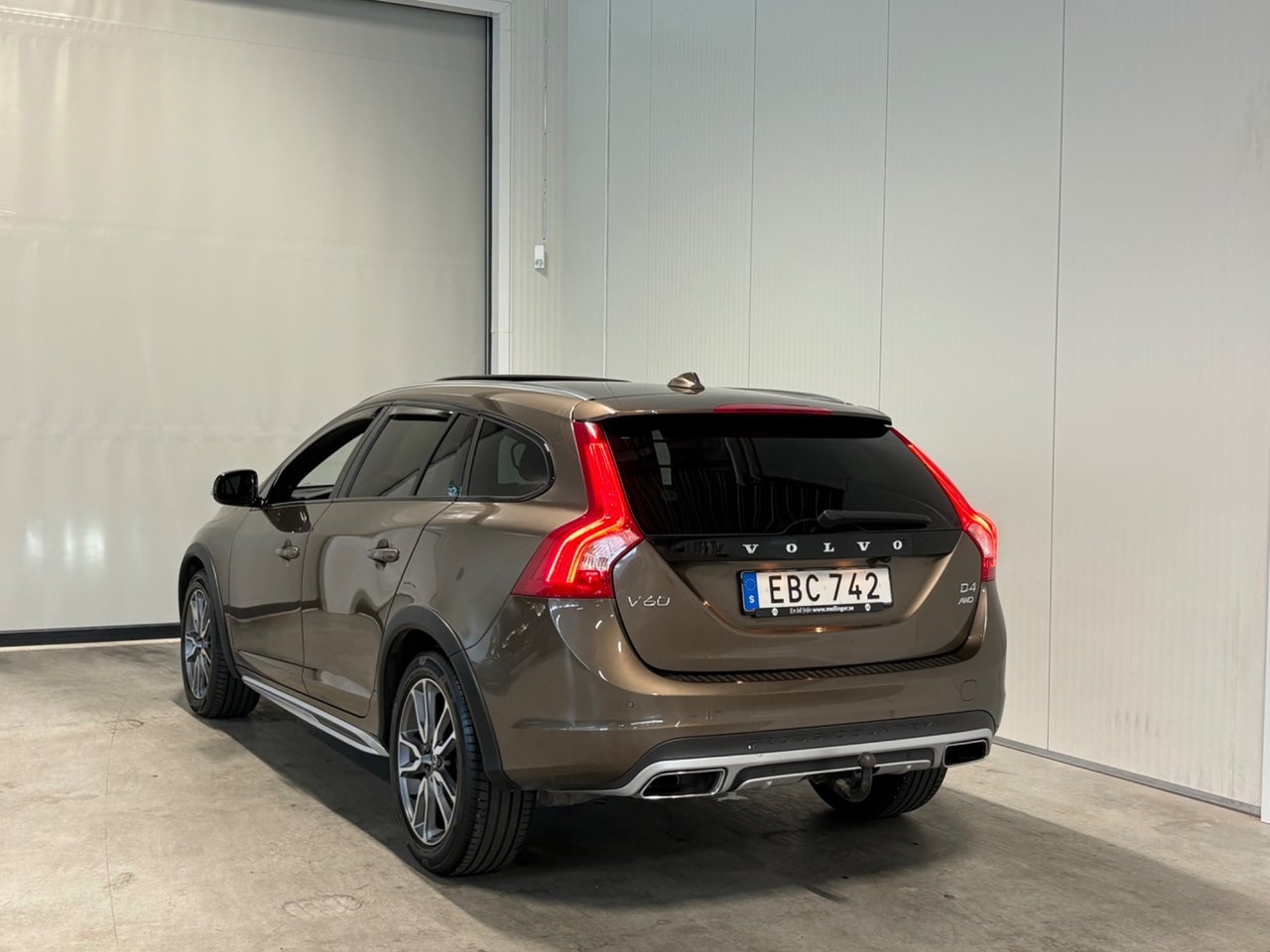 Volvo V60 Cross Country 2016, bild 7/10