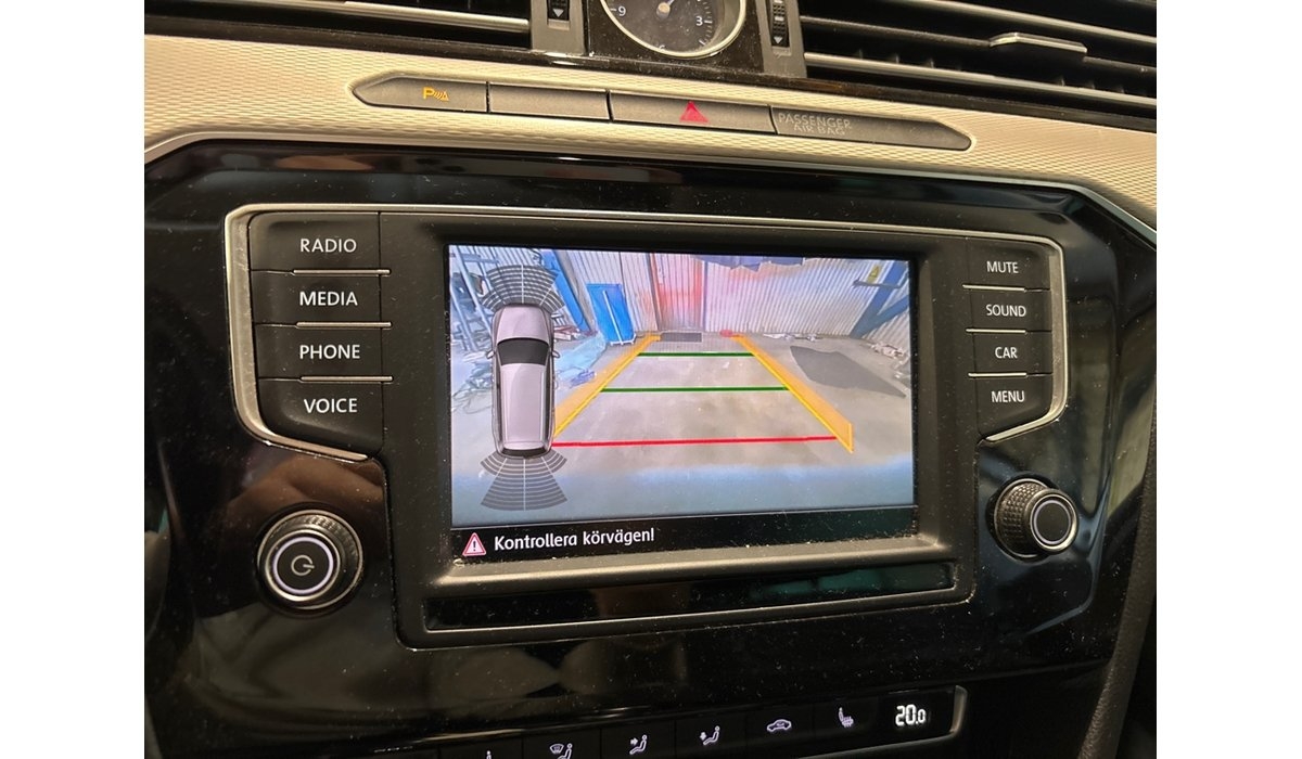 Volkswagen Passat 2017, bild 6/10