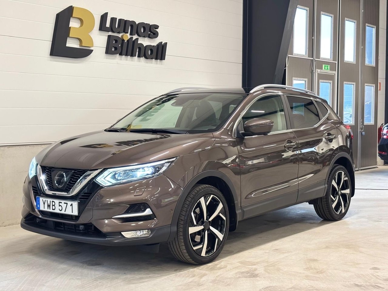 Nissan Qashqai 2017, bild 2/10