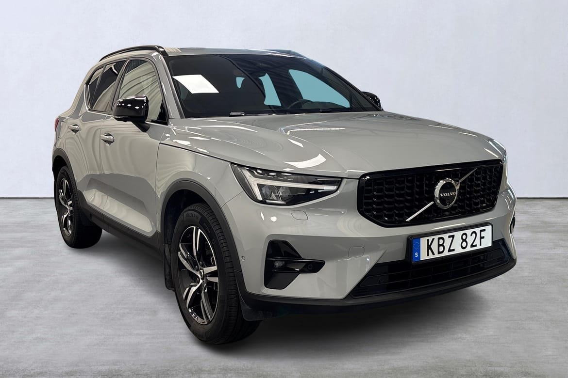 Volvo XC40 B3 FWD Bensin Plus Dark 2025, bild 6/10