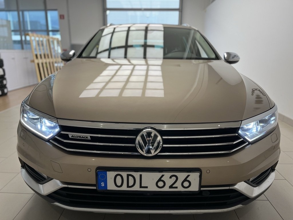 Volkswagen Passat Allltrack 2.0 190hk 2017, bild 2/10
