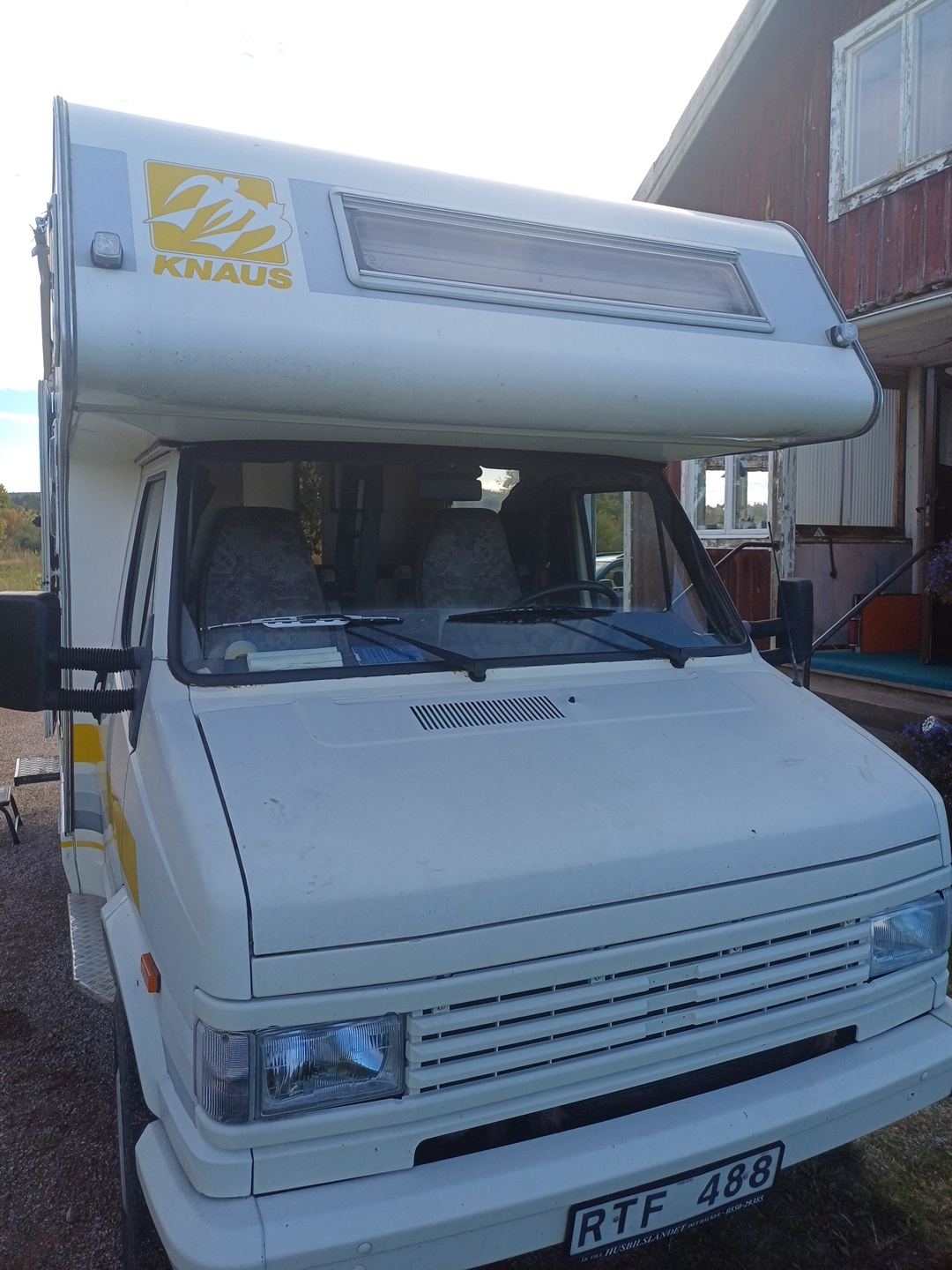 Peugeot Traveller
