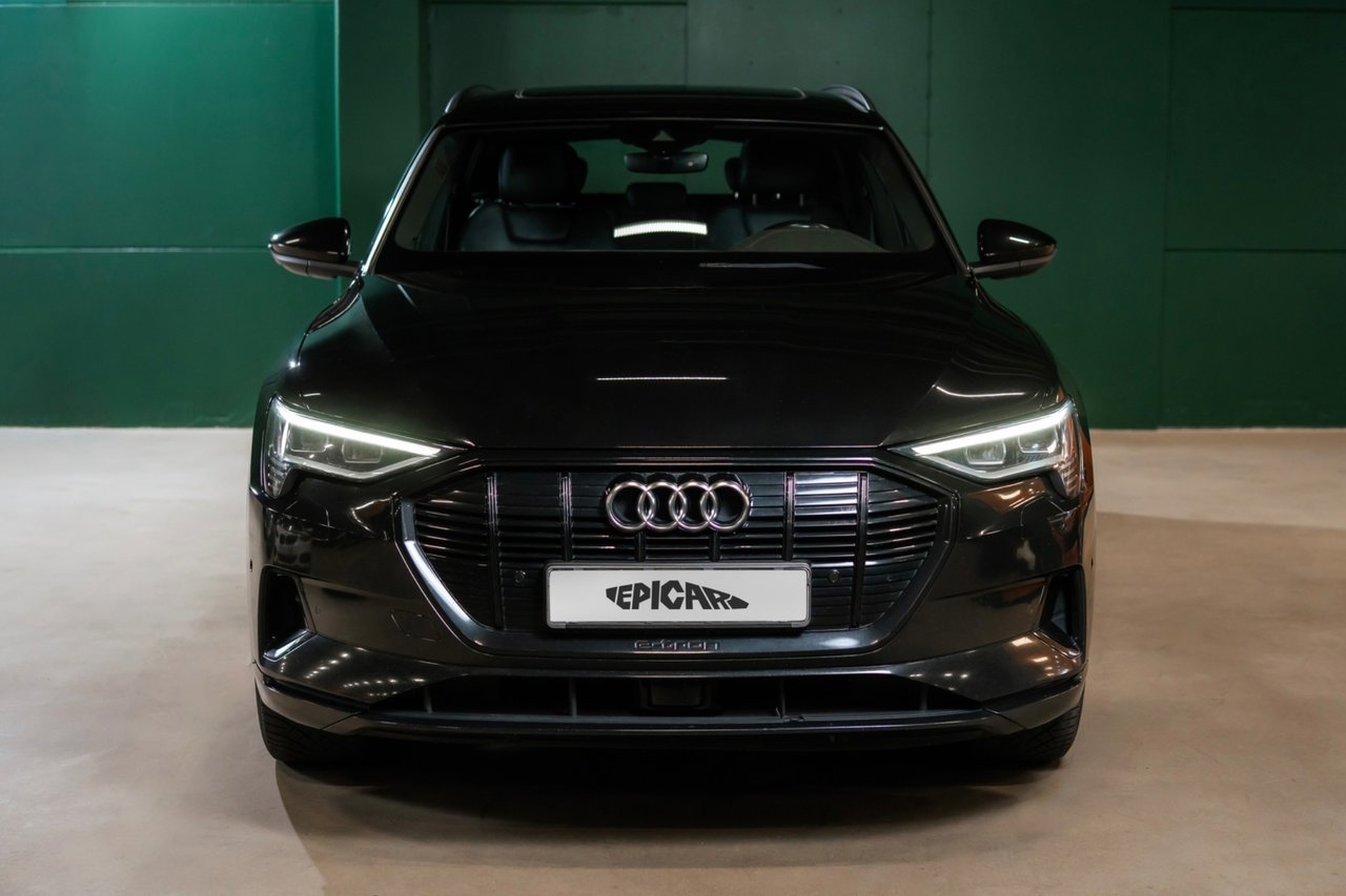 Audi e-tron 2019, photo 5/10
