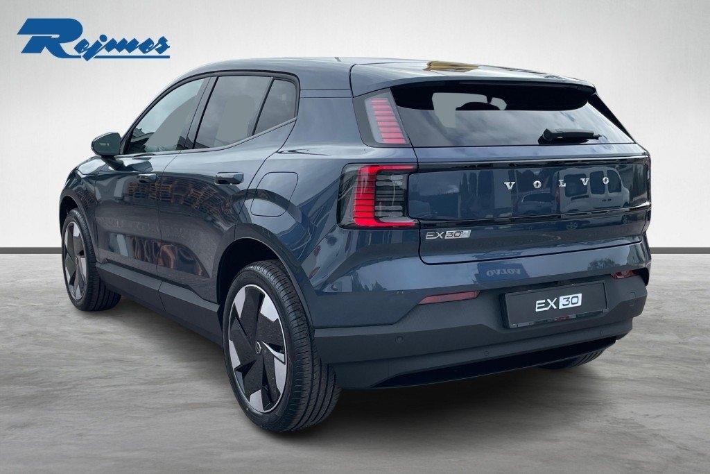 Volvo EX30 P5 RWD Long Range Plus 2027, kuva 3/10