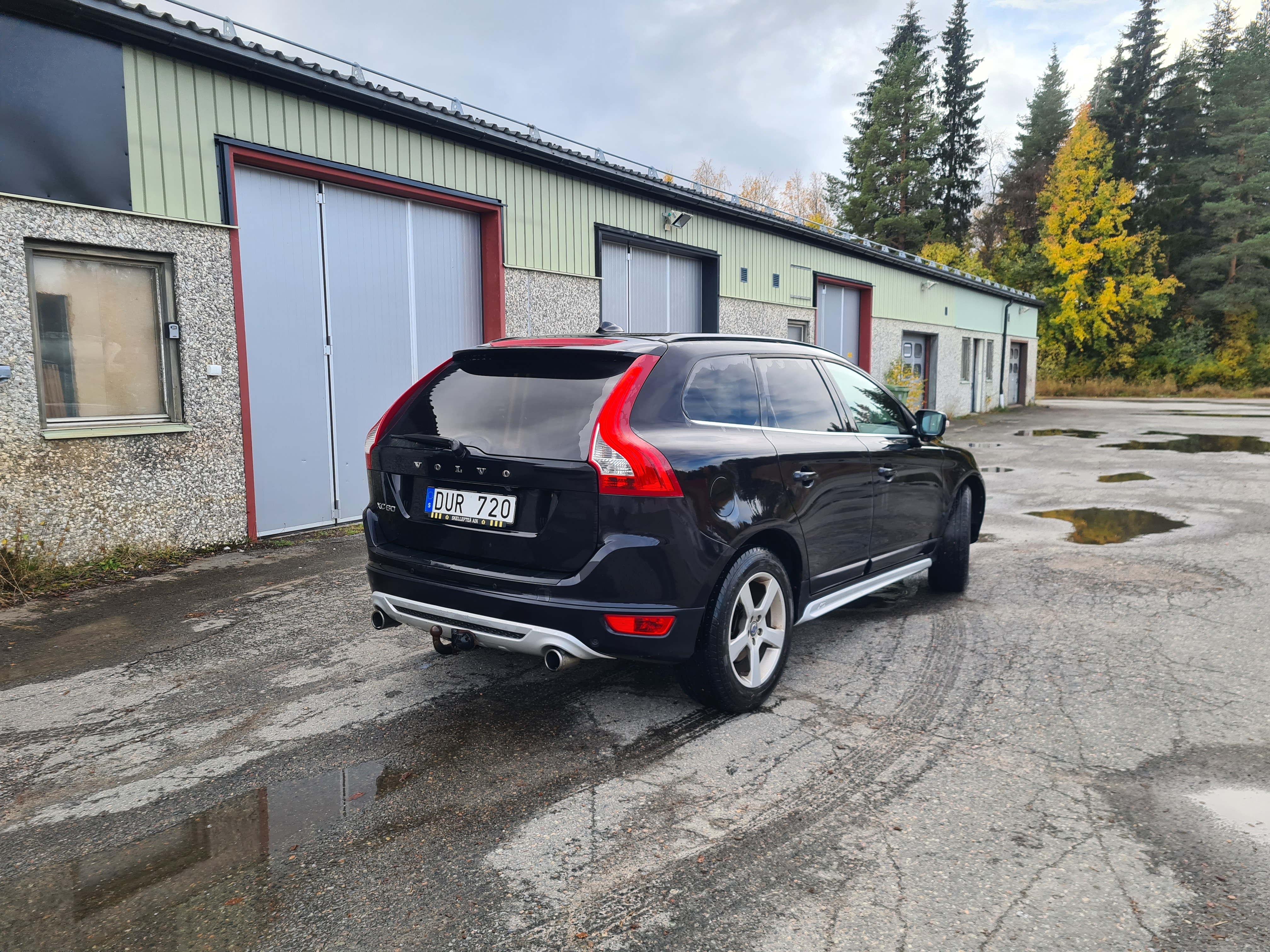 Volvo XC60 D5 AWD Geartronic R-Design 2010, bild 3/5