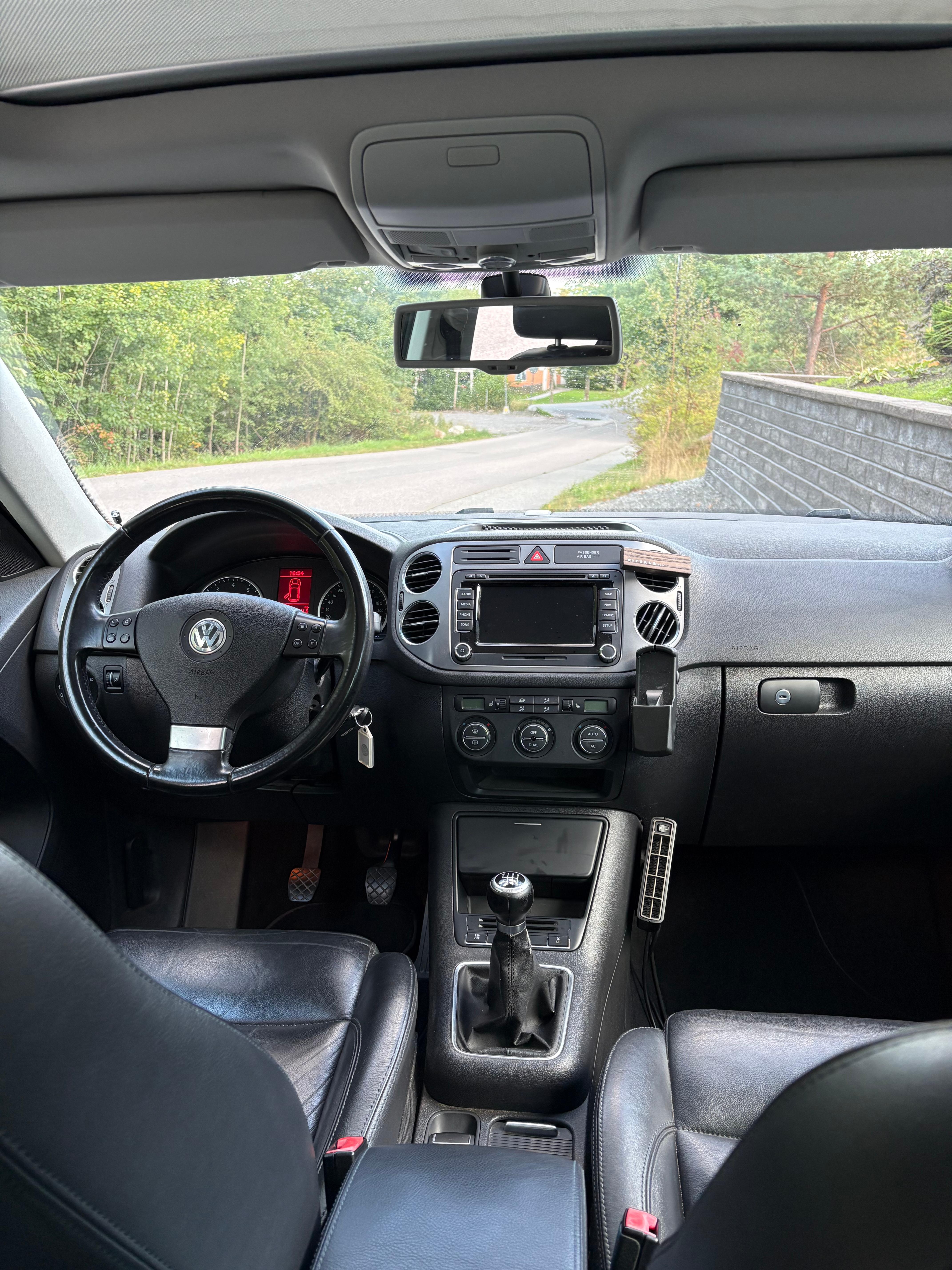 Volkswagen Tiguan 2008, bild 3/7