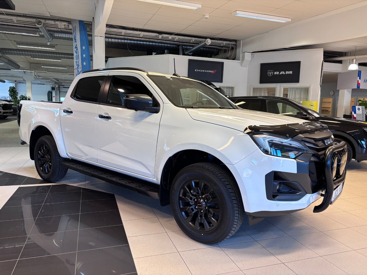 Isuzu D-max XRX DC 2.2D AT8 CNG v.2 2026, bild 5/8