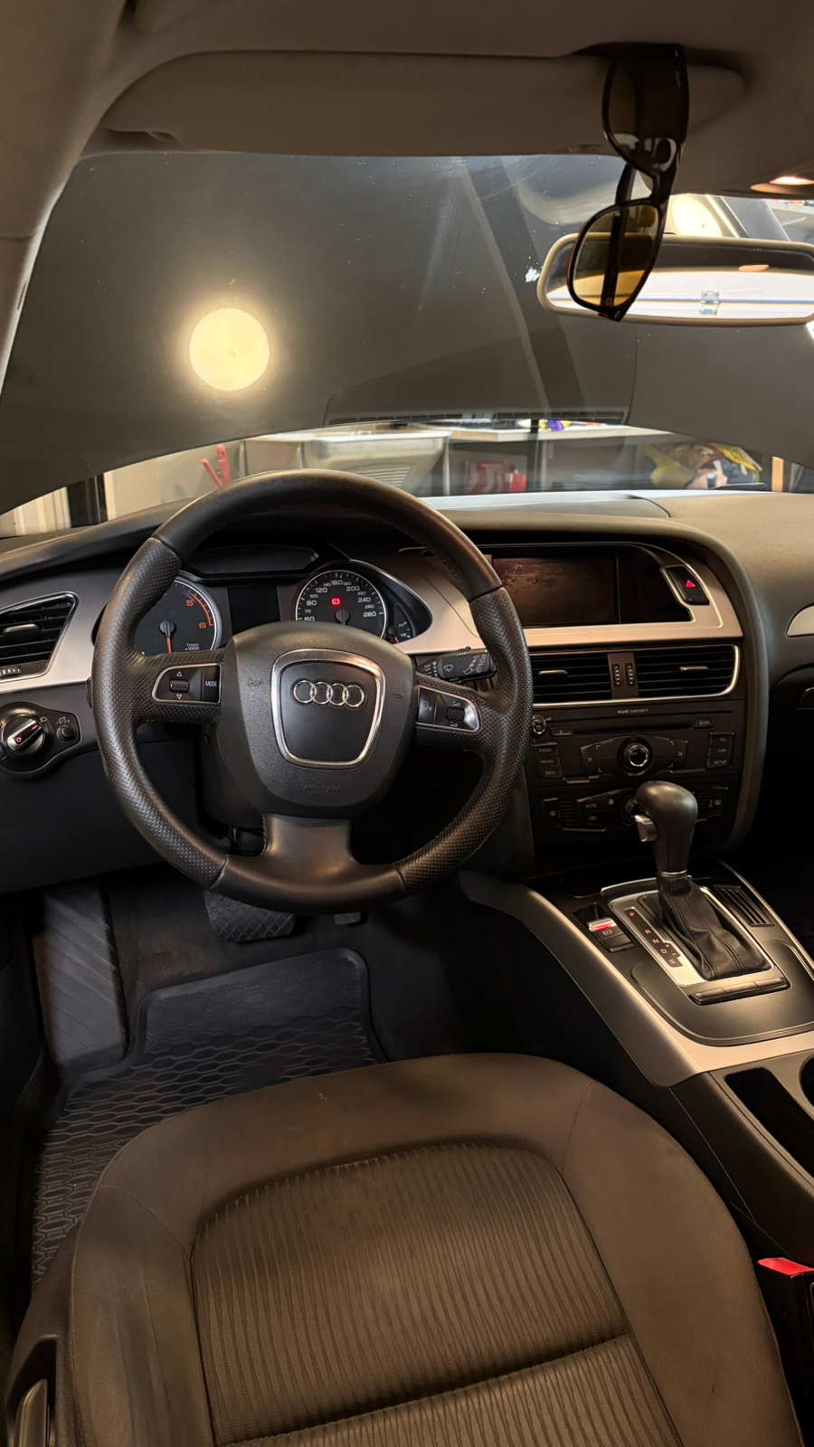 Audi A4 2010, bild 4/8