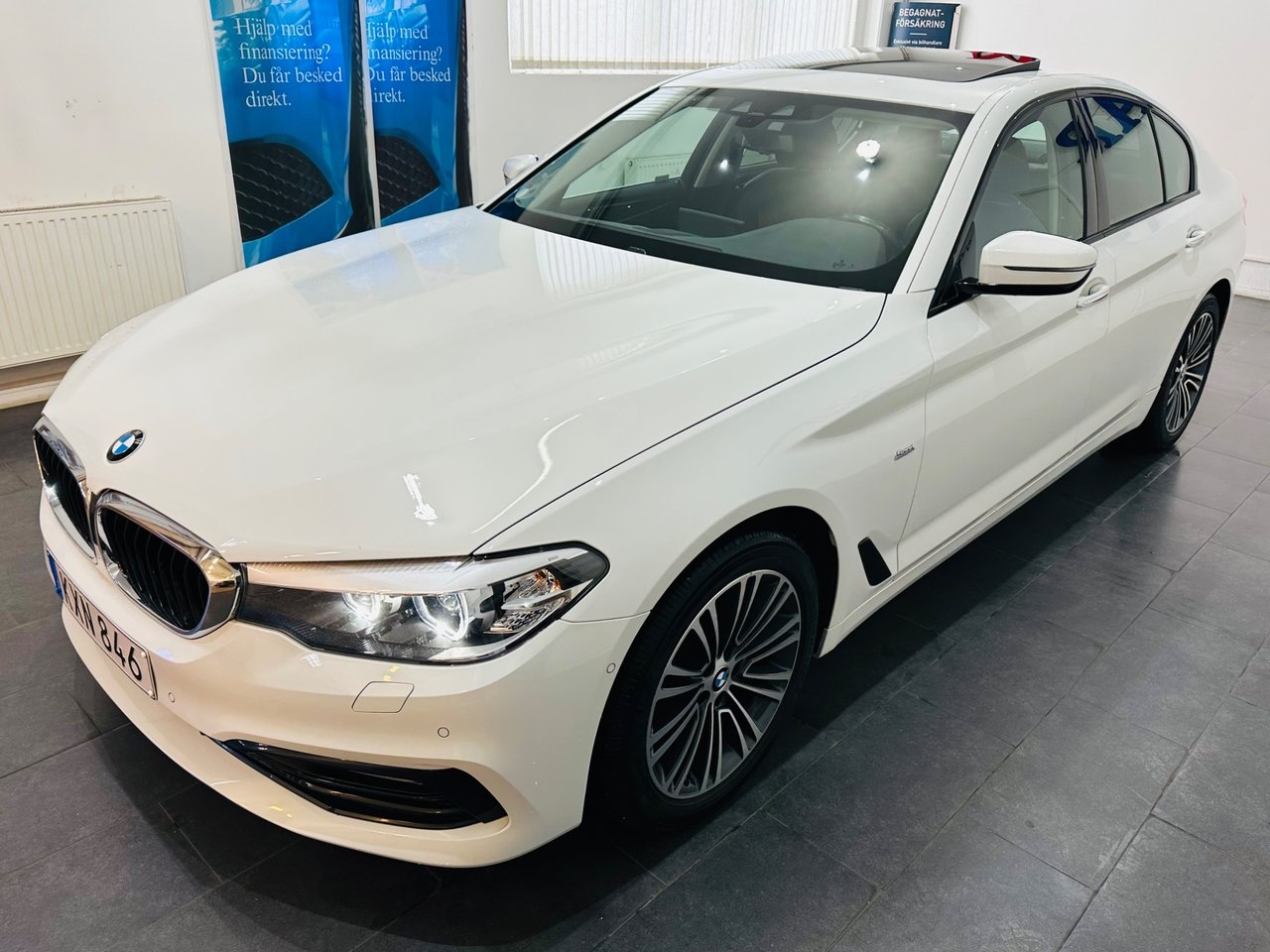 BMW 520 2018, photo 5/10