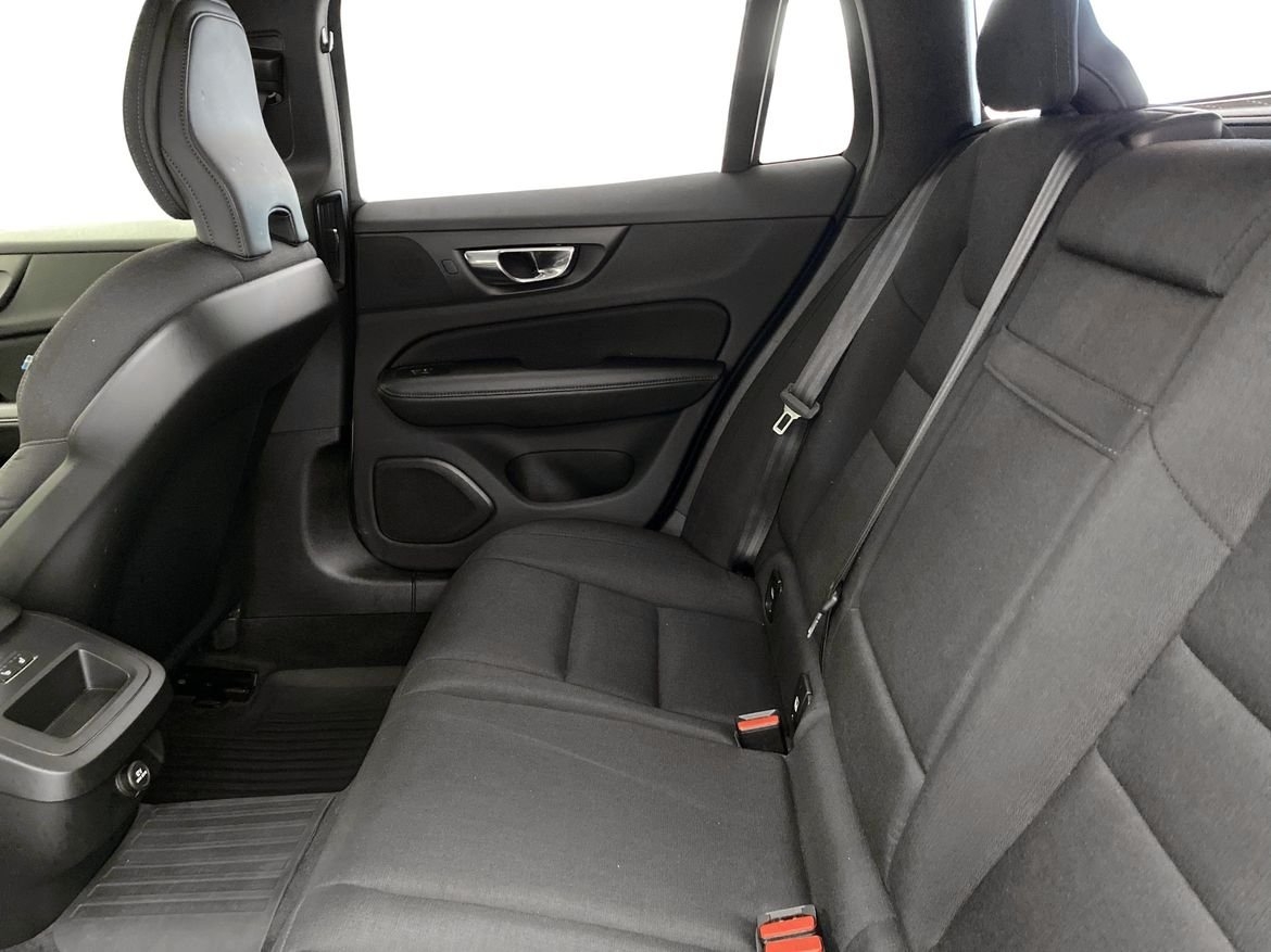 Volvo V60 D3 AWD Momentum SE II 2020, bild 7/10