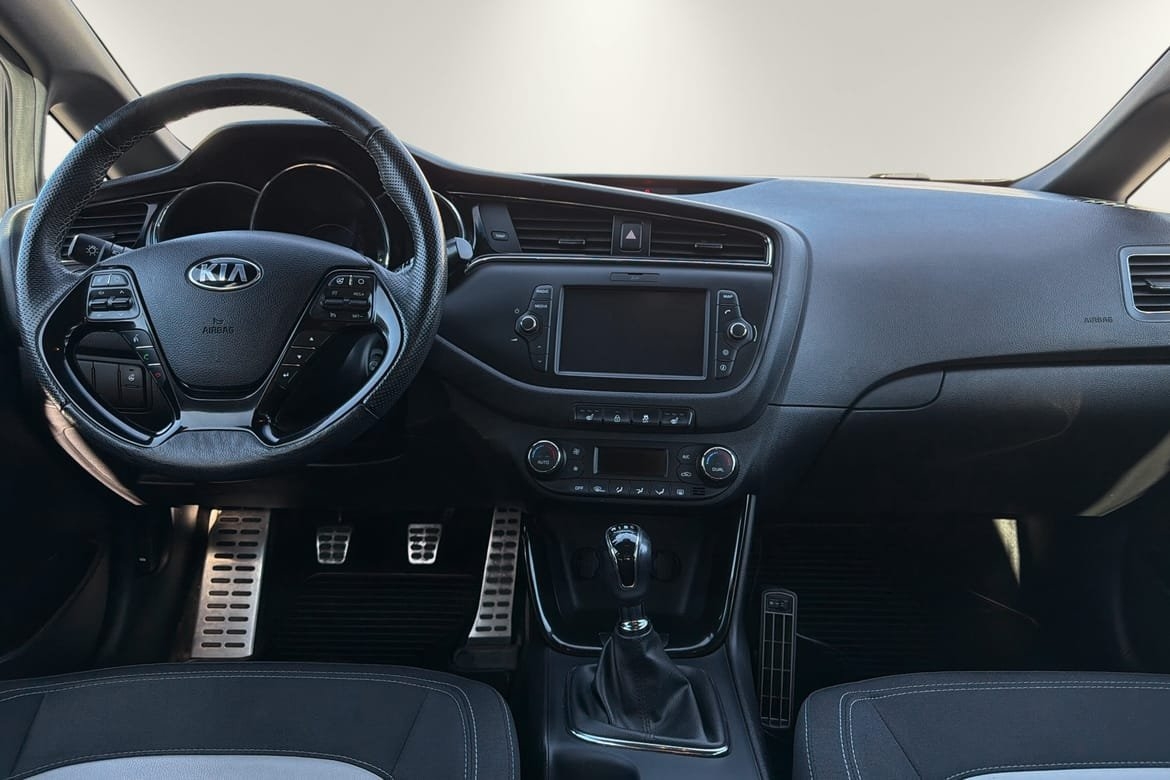 Kia Ceed 1.6 CRDi 2018, bild 6/10