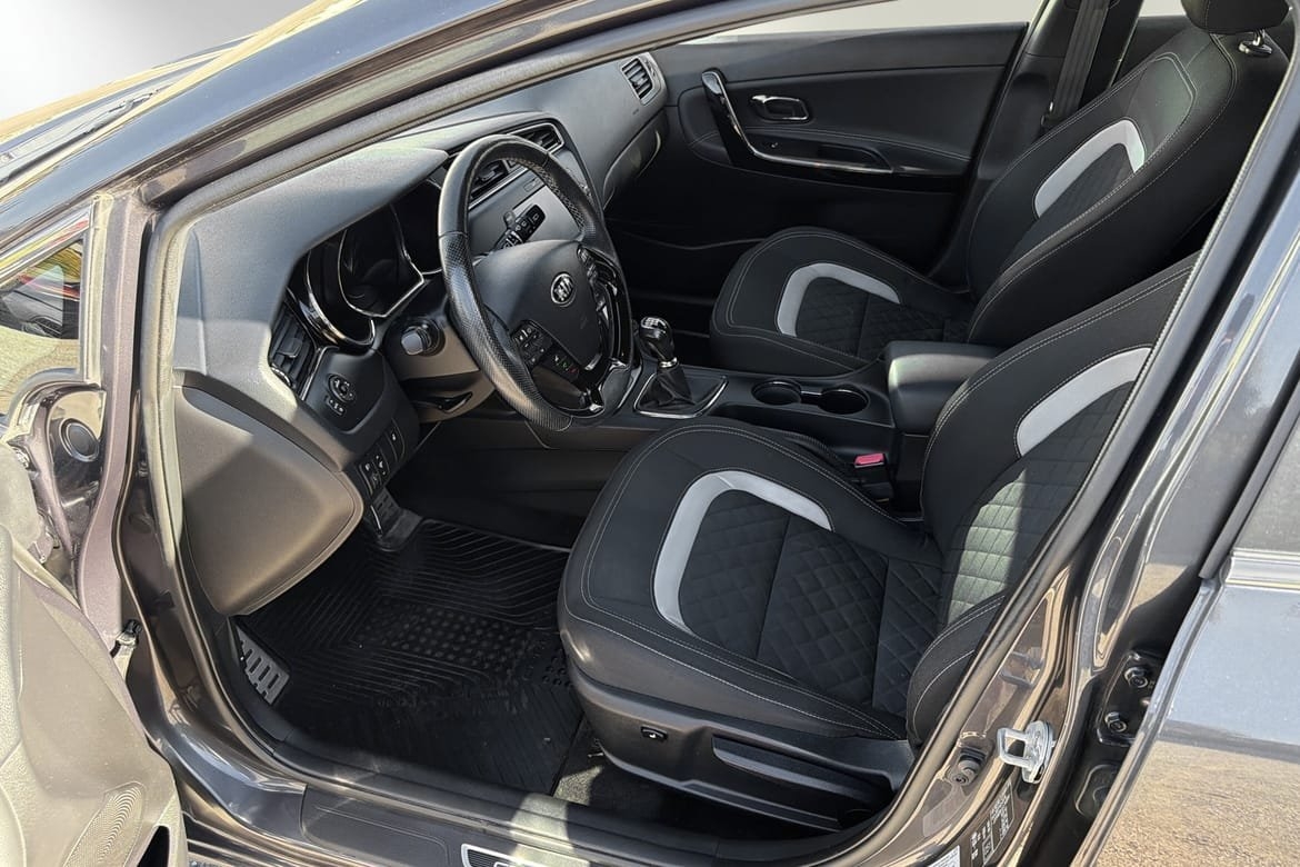 Kia Ceed 1.6 CRDi 2018, bild 4/10