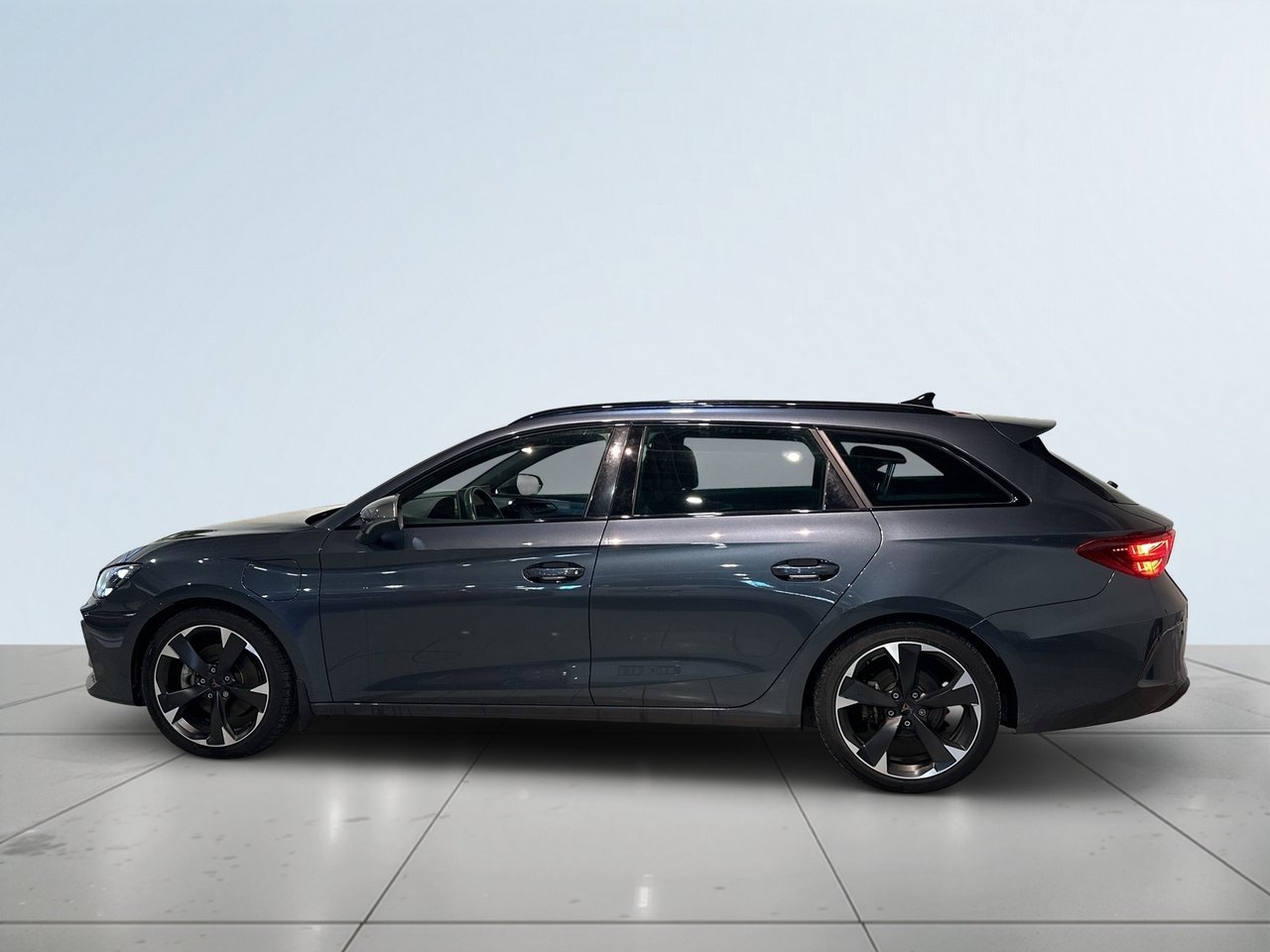 Cupra Leon 2025, photo 4/10