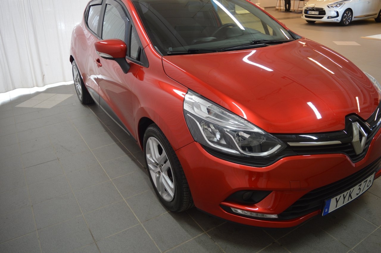 Renault Clio 1.2 Expression Euro 6 2018, photo 3/10