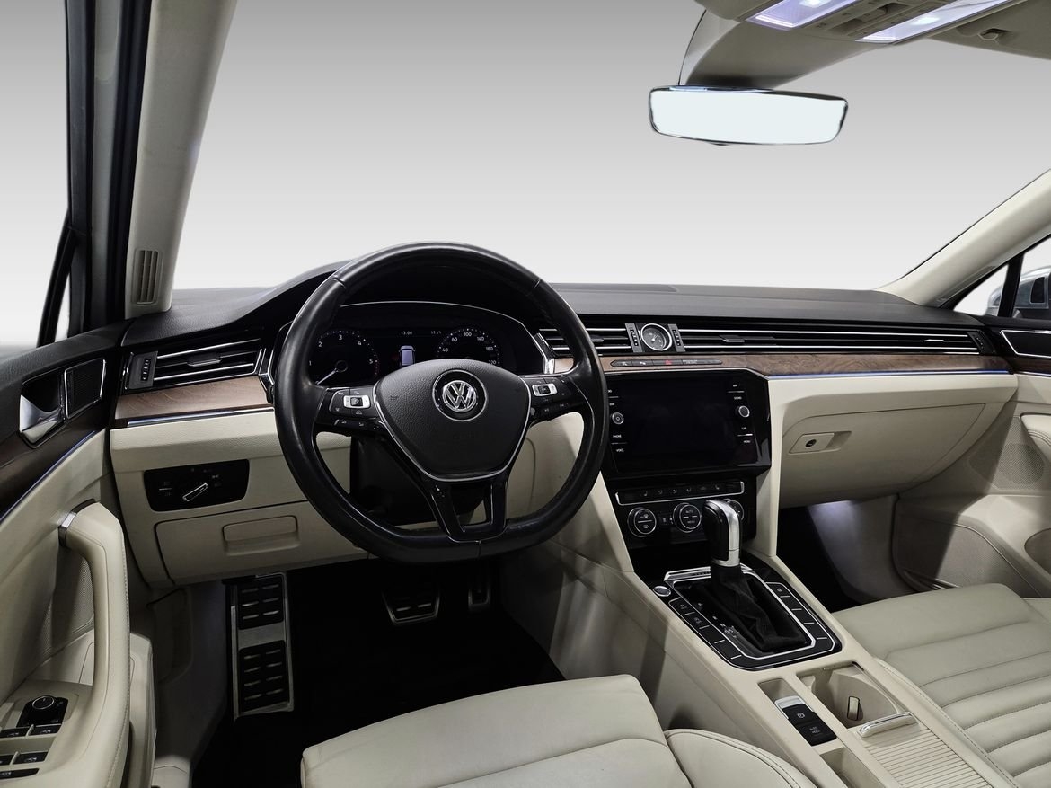 Volkswagen Passat Alltrack 2018, bild 6/10