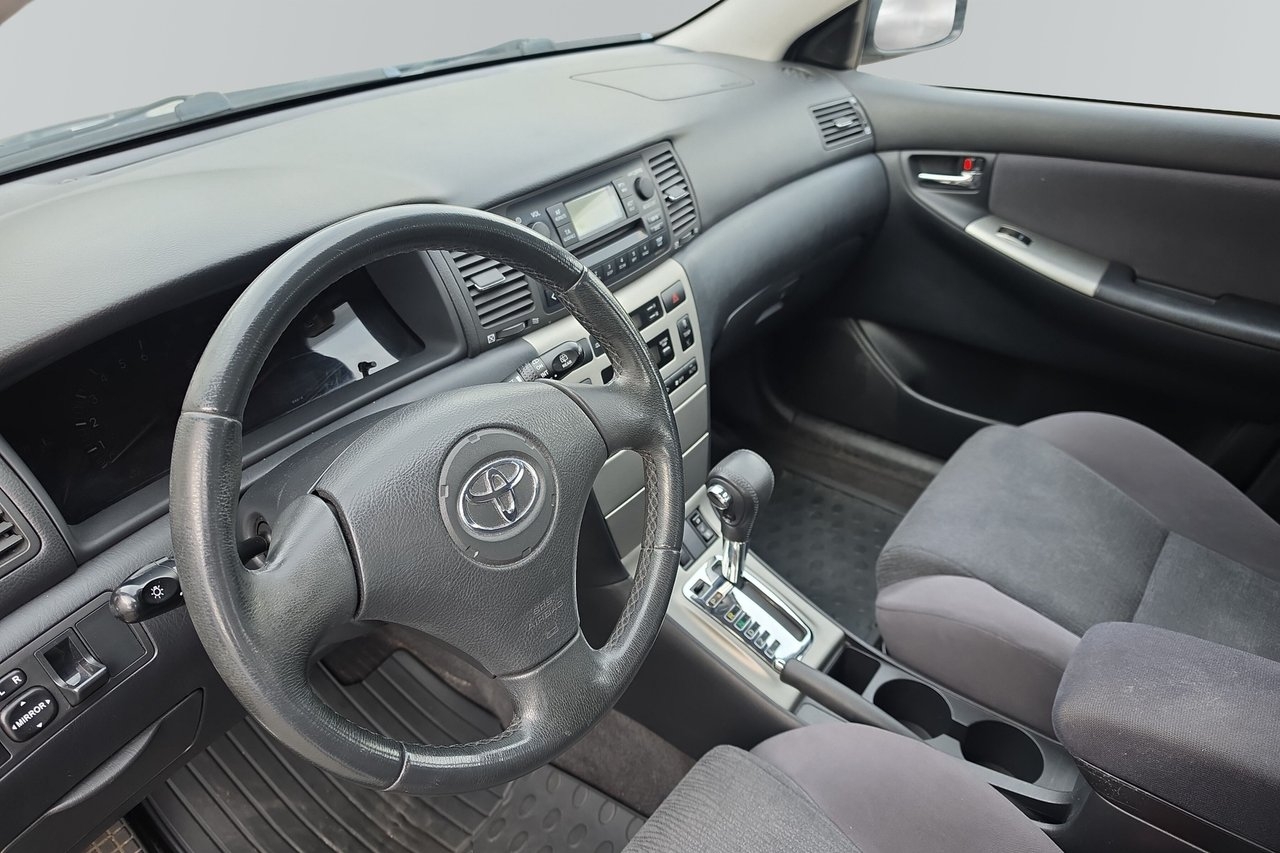 Toyota Corolla 2003, bild 7/10
