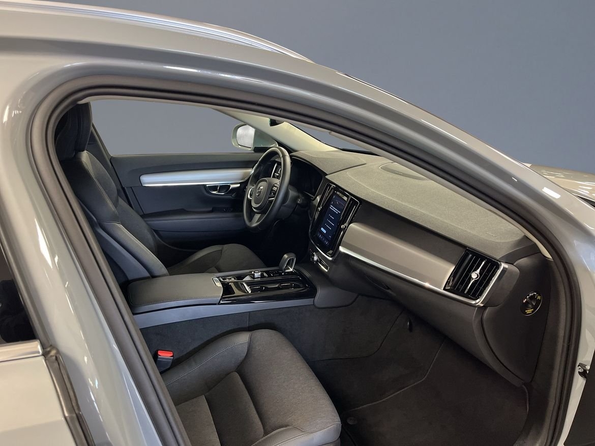 Volvo V90 T6 Core Edition II 2025, bild 7/10