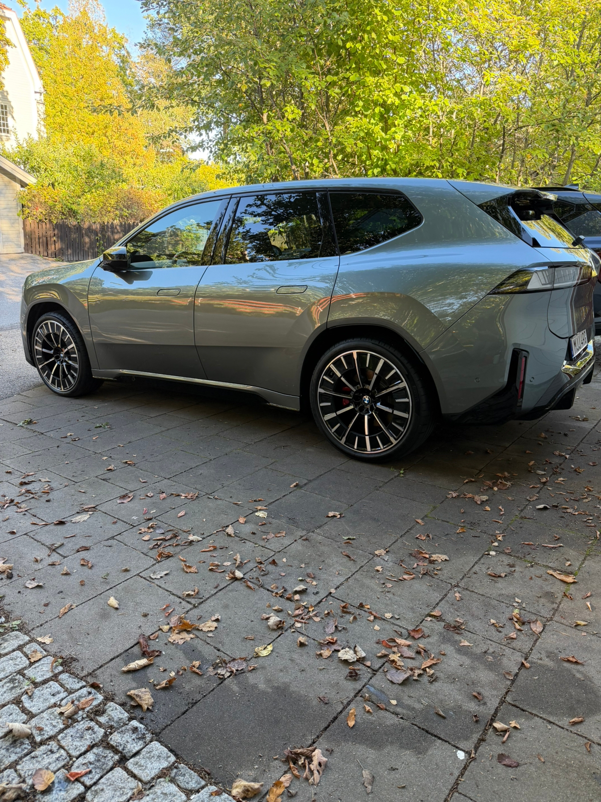 BMW iX3 50 xDrive 2026, bild 2/5