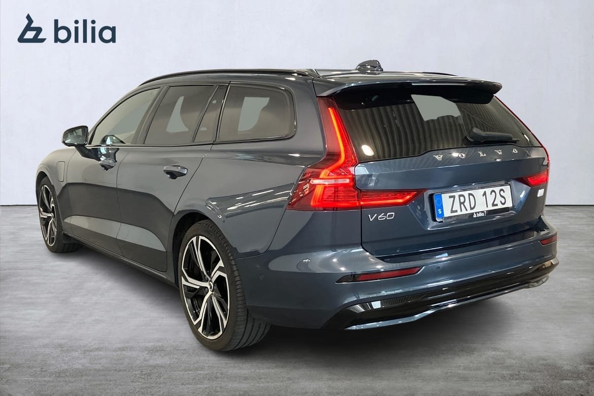 Volvo V60 Recharge T6 Ultima Dark 2023, bild 2/22
