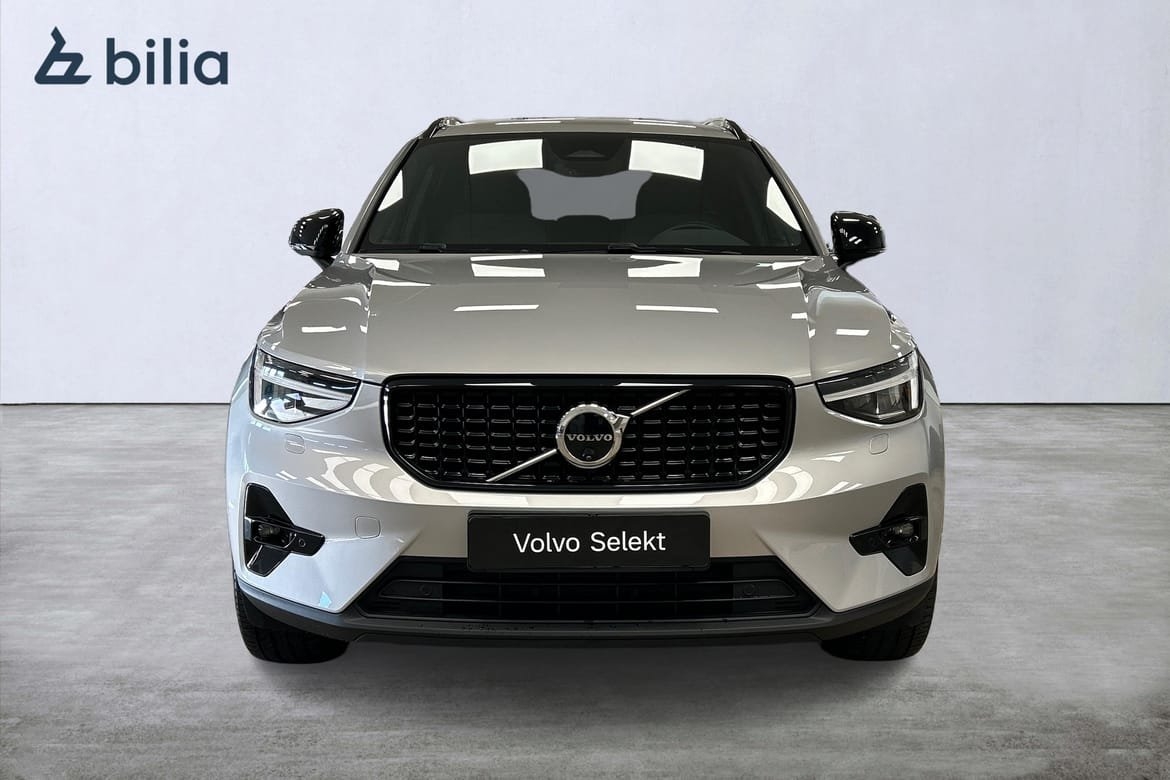 Volvo XC40 B3 FWD Bensin Plus Dark 2025, bild 6/10