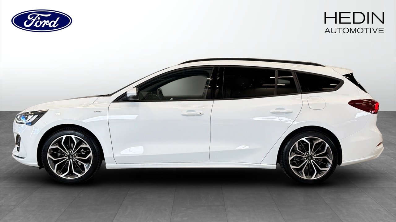 Ford Focus 2023, bild 6/10