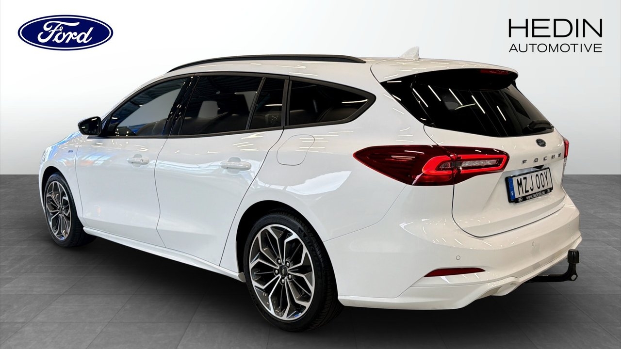 Ford Focus 2023, bild 2/10