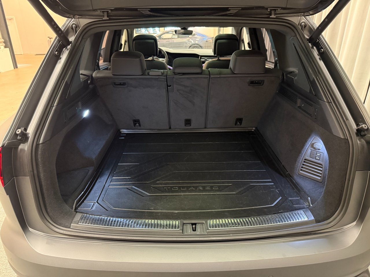 Volkswagen Touareg 2025, bild 6/10