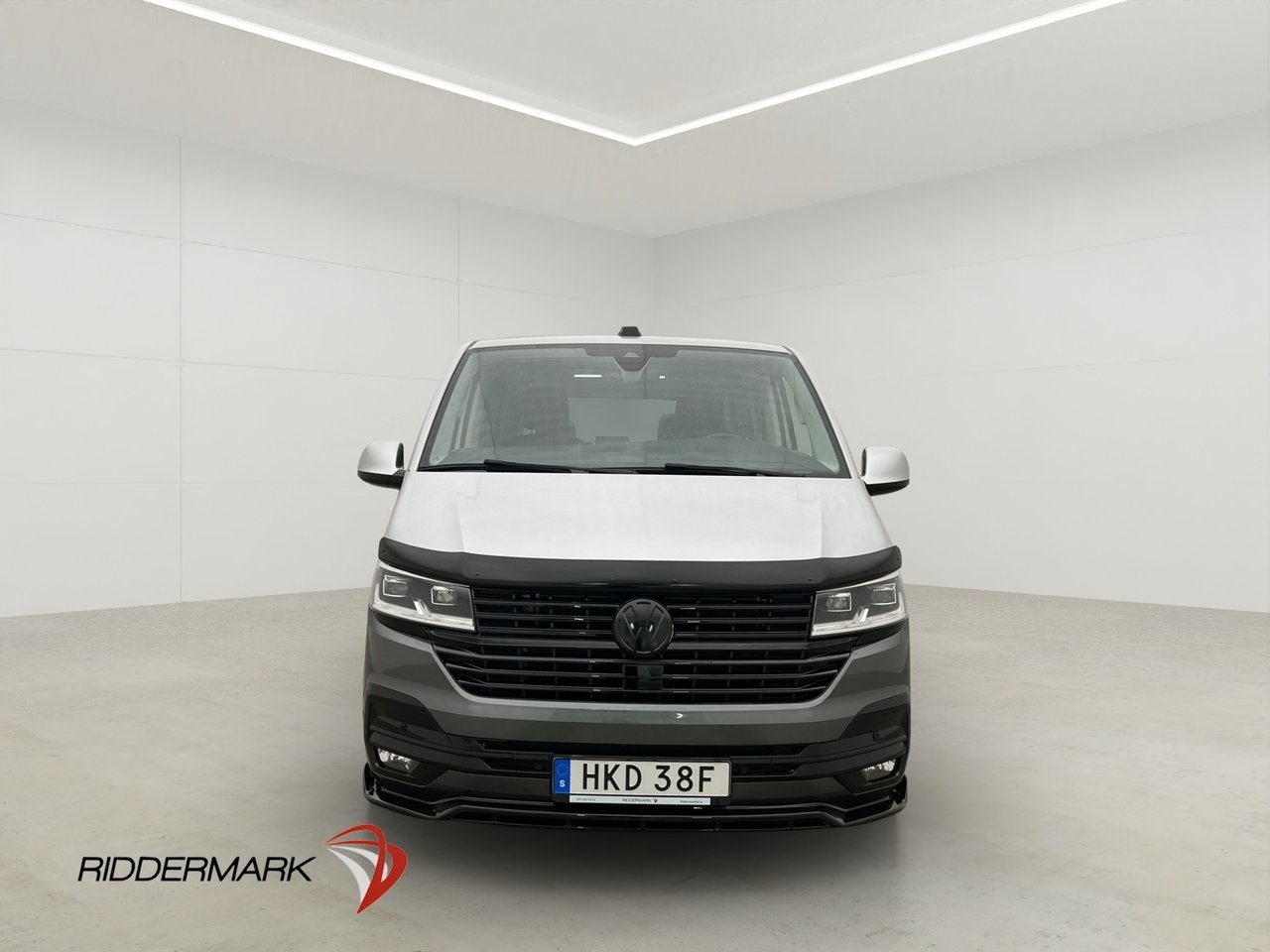 Volkswagen Multivan 2020, photo 5/10