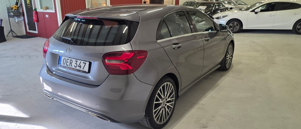 Mercedes-Benz A 200 7G-DCT Urban Euro 6 2017, bild 4/10