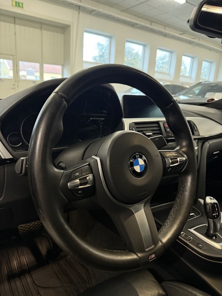 BMW 320 2018, bild 6/10