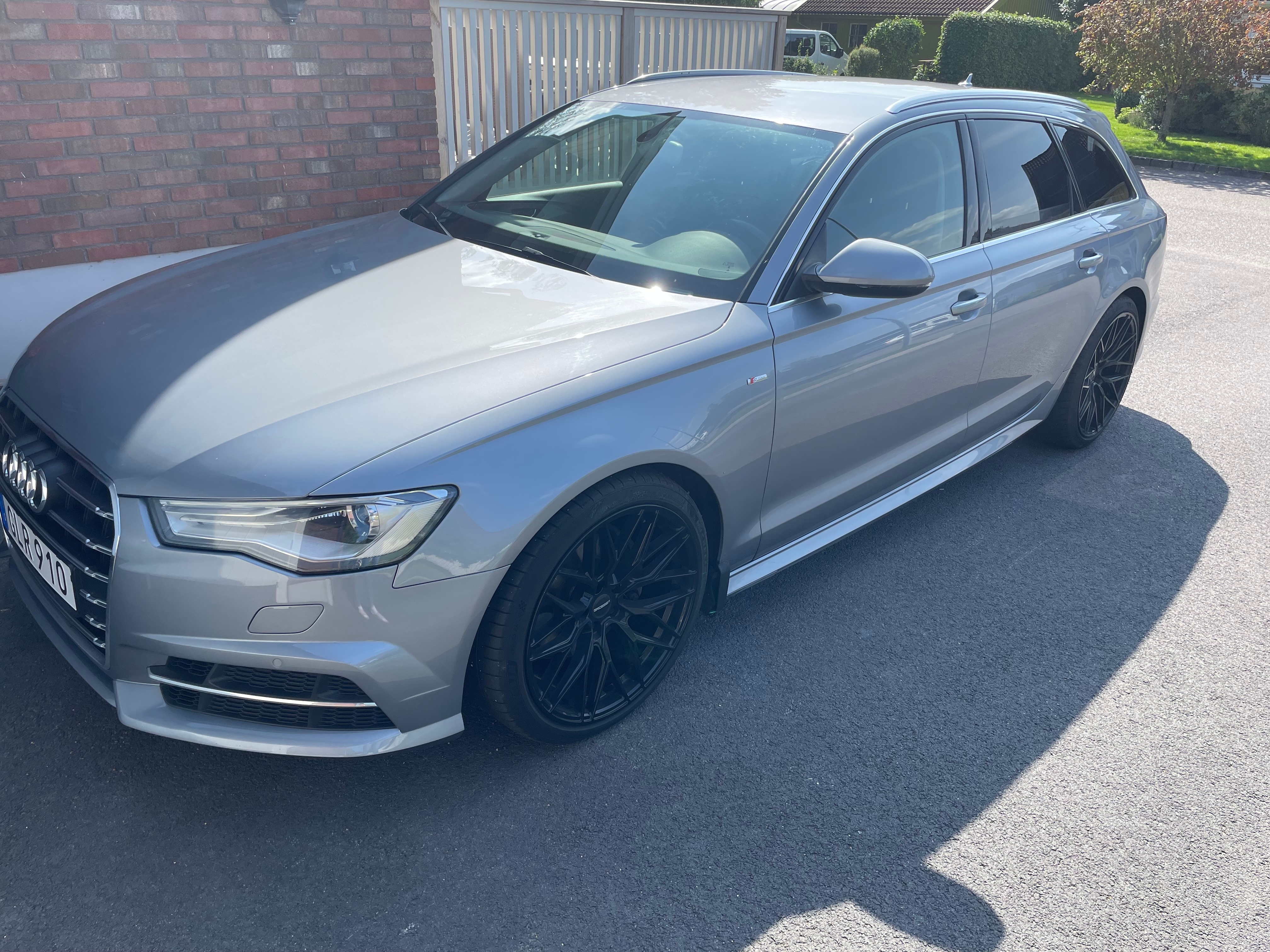 Audi A6 Avant 2.0 TDI quattro S Tronic 2017, kuva 2/6
