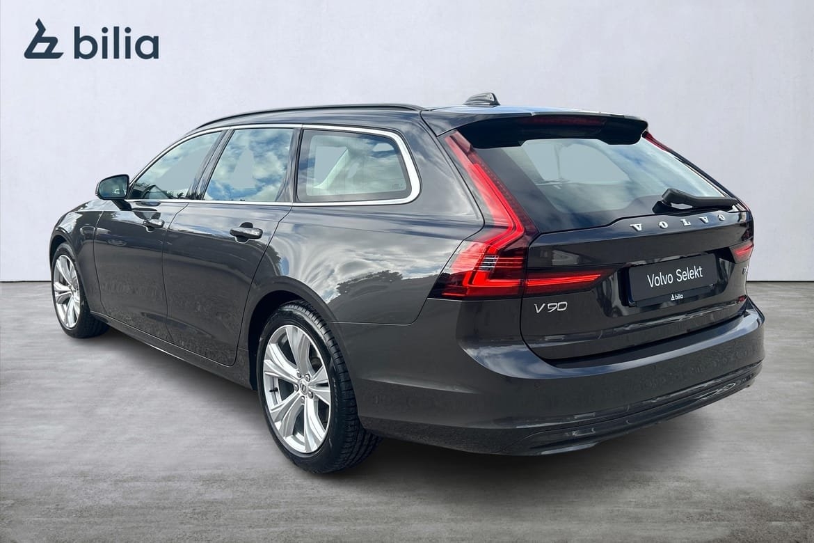 Volvo V90 B4 Bensin Core 2024, bild 2/10
