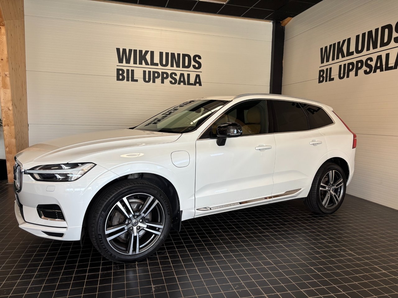 Volvo XC60 2018, bild 2/10