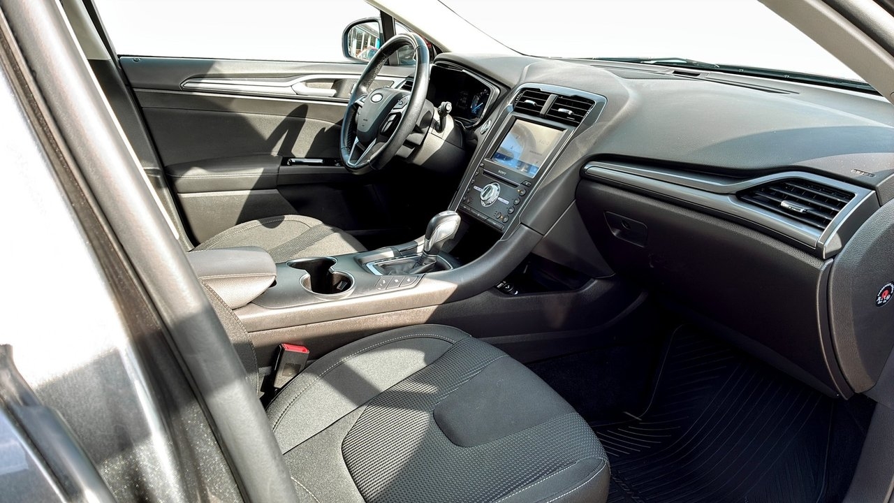 Ford Mondeo HYBRID 2021, kuva 3/9