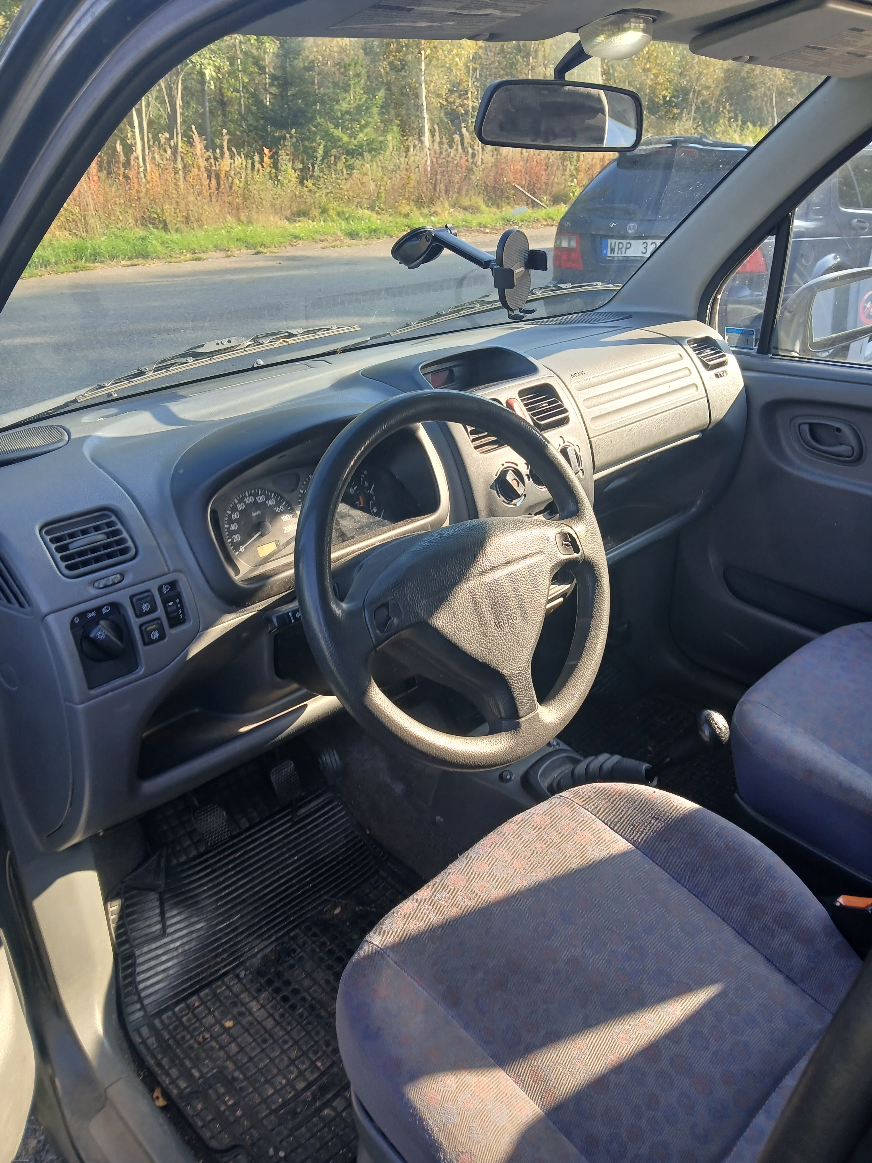 Suzuki Wagon R+ 1.3 SOHC 16V Manuell 2000, bild 4/4