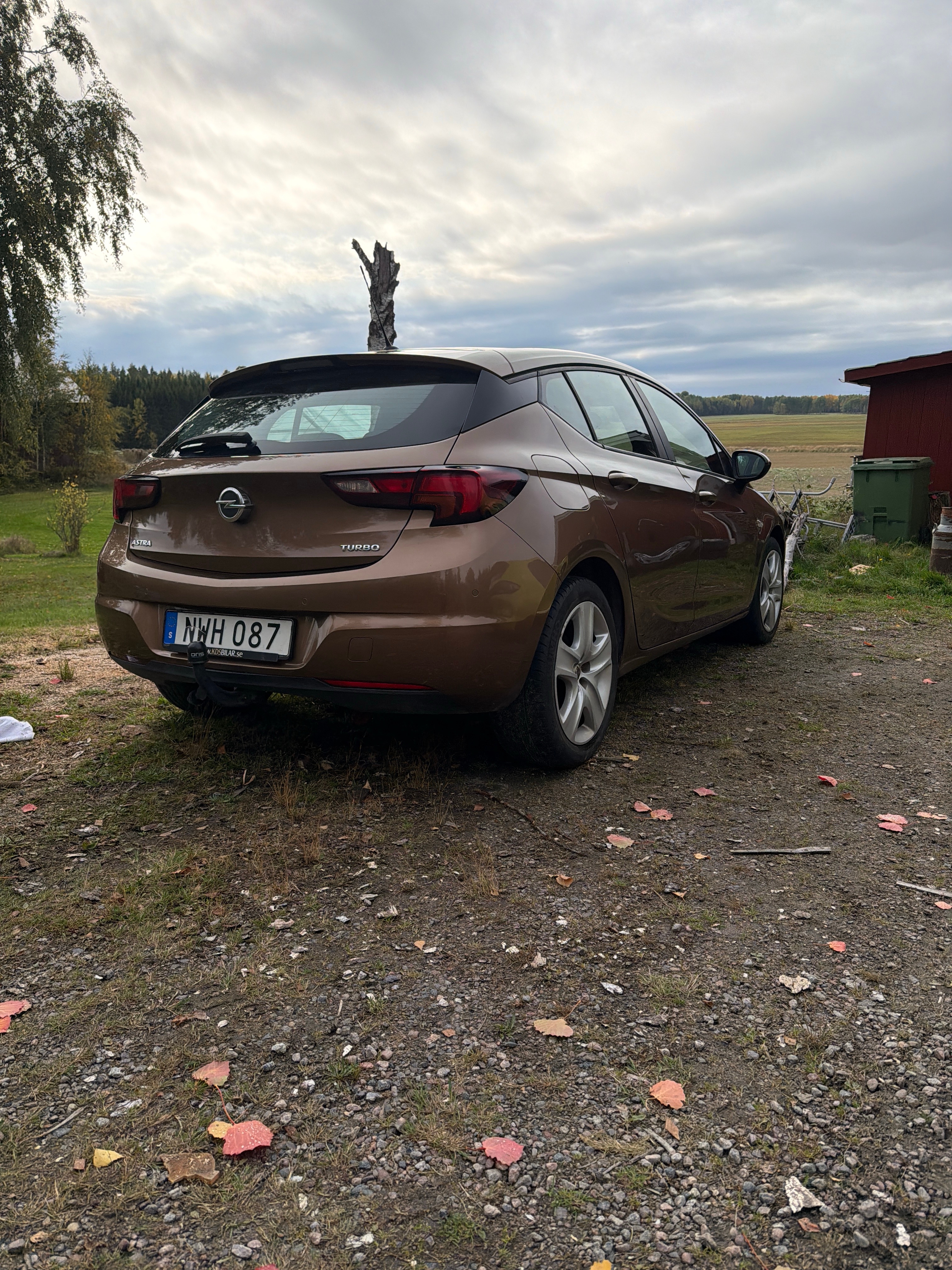 Opel Astra 1.4 EDIT ecoFLEX Manuell 2016, bild 4/4